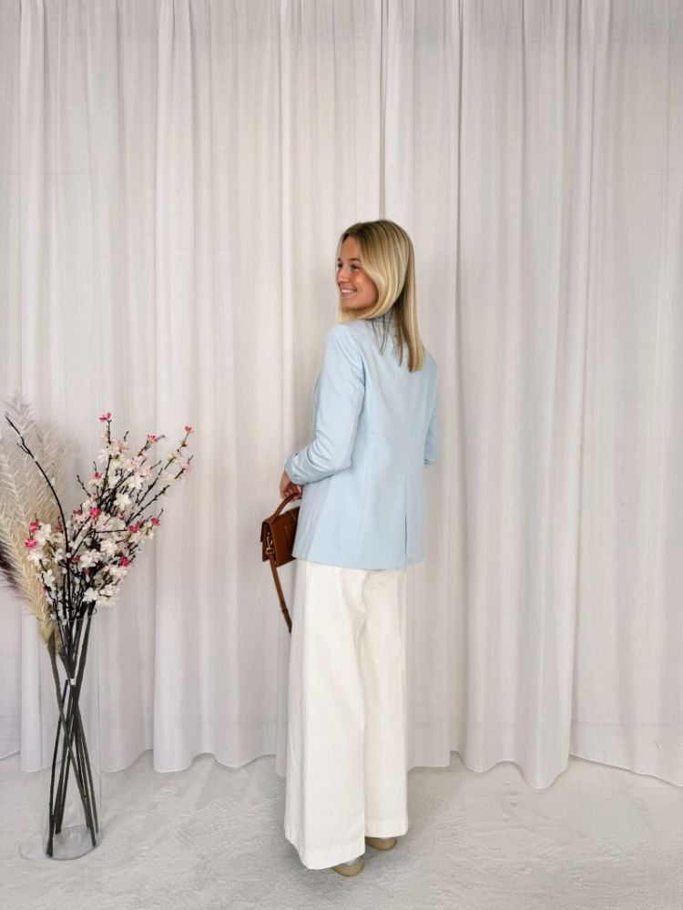 Sakura Blazer Nantucket Breez