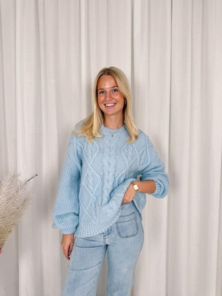 Leonie Cable Knit Light Blue
