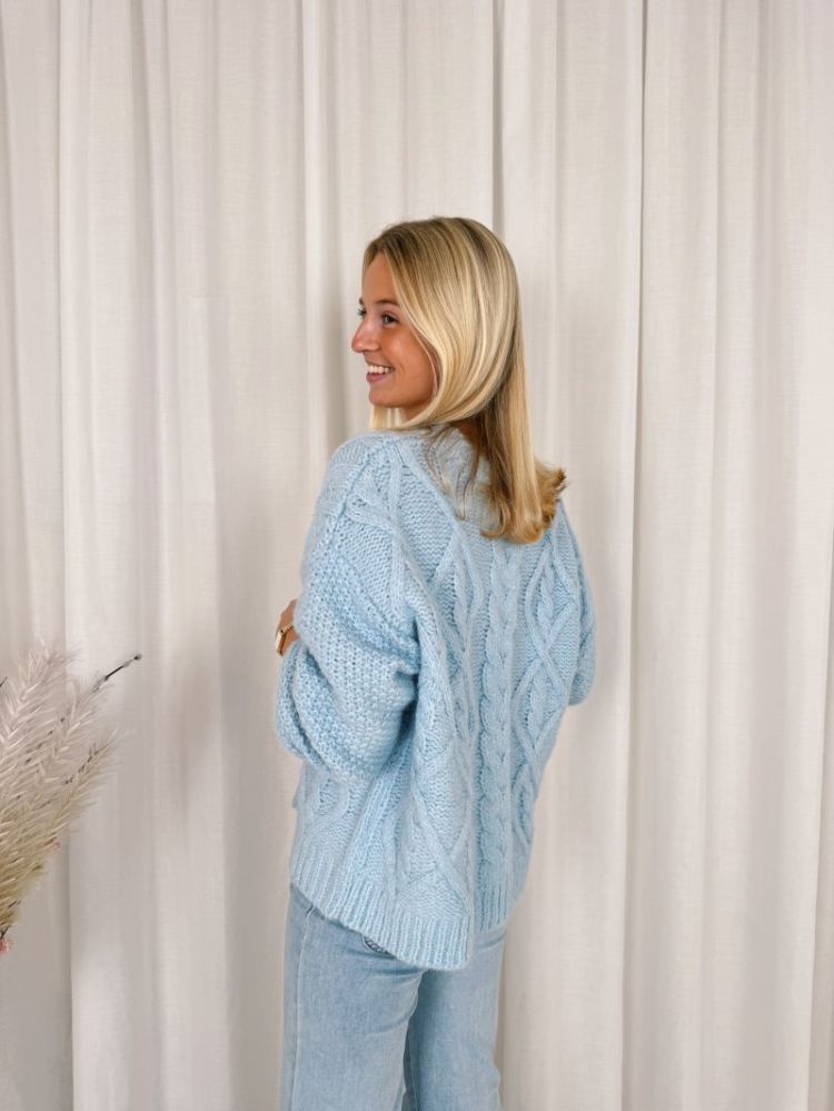 Leonie Cable Knit Light Blue