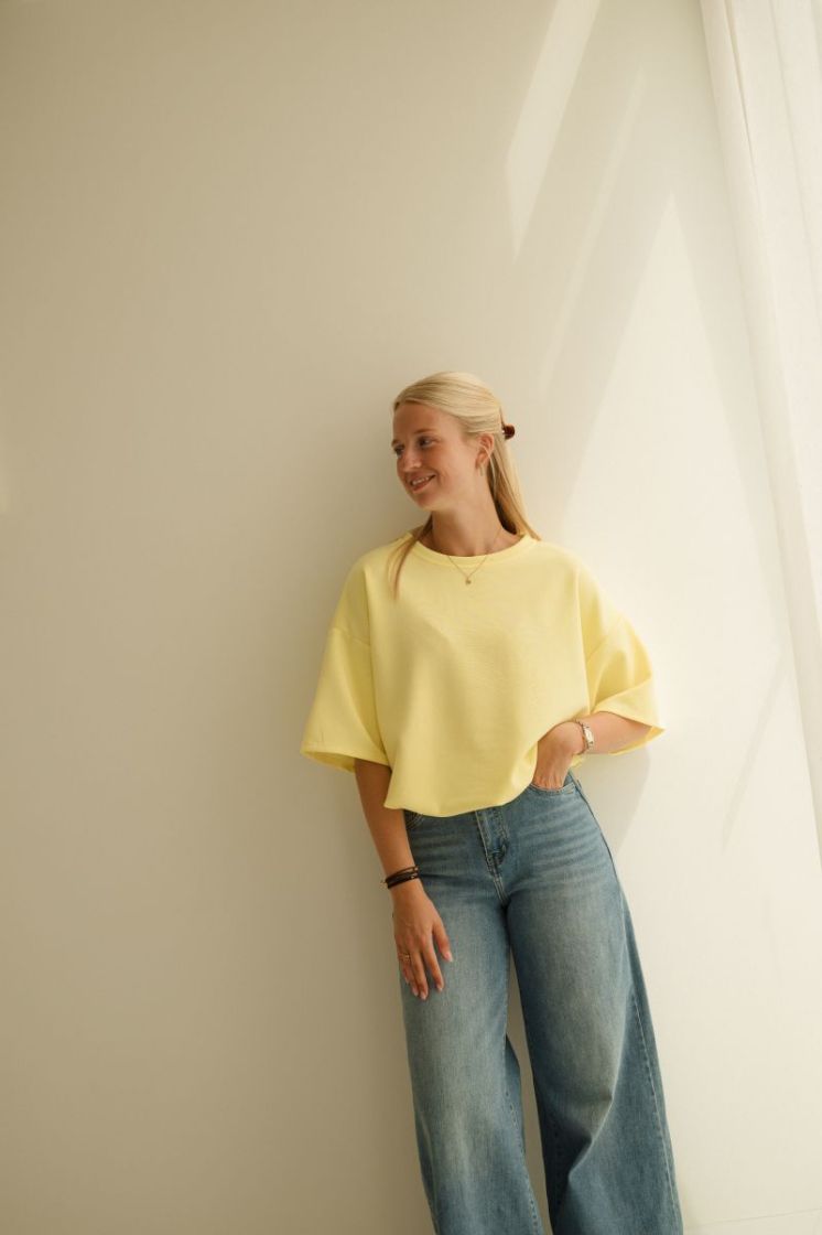 Ana Sweat Tee Yellow