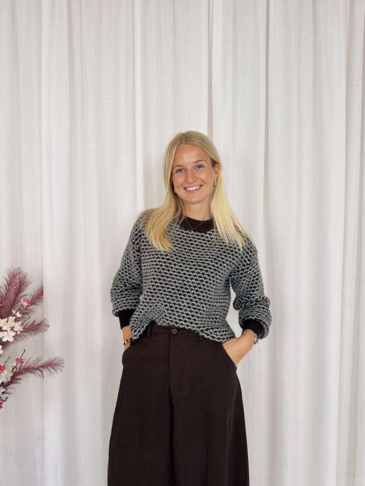 Marlla Knit Pullover Coffee Bean / G