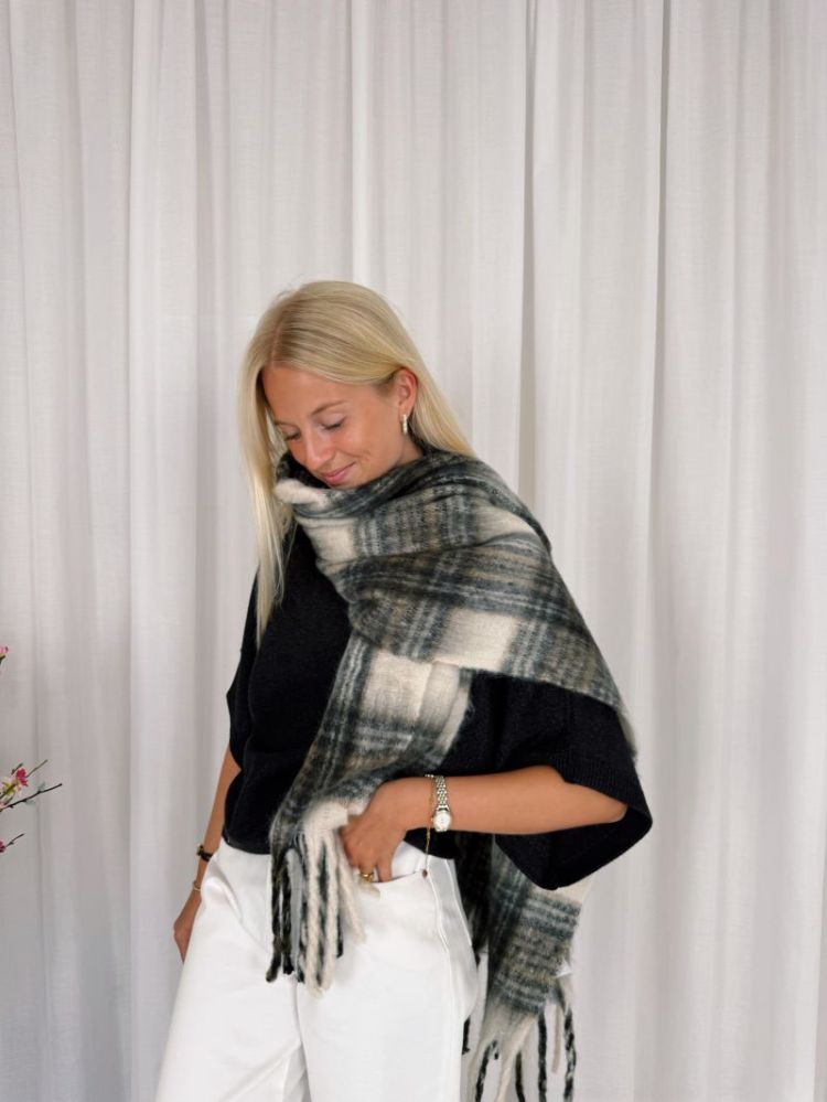 Roberta Scarf OffWhite / Blac