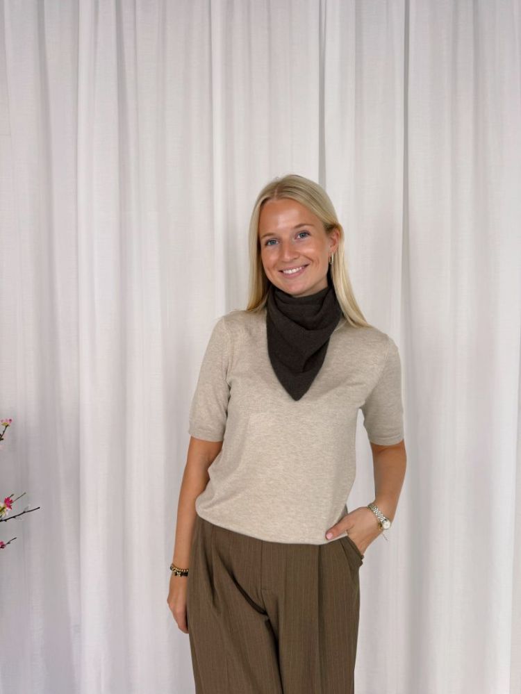 Noa Scarf Brown