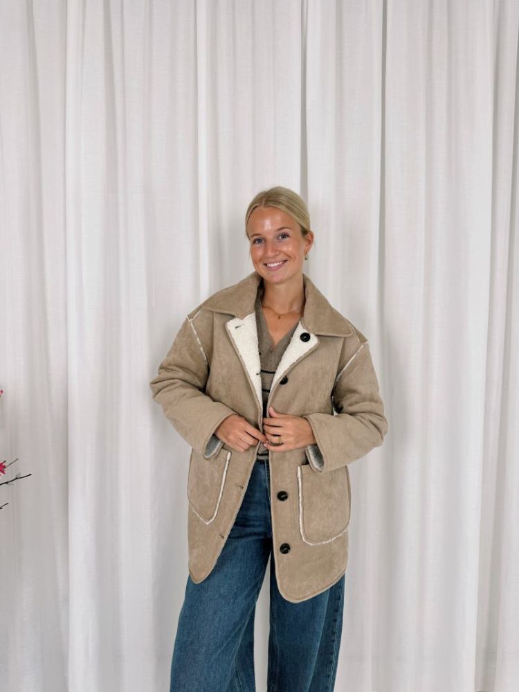 Linn Reversible Teddy Jacket Whisper White /