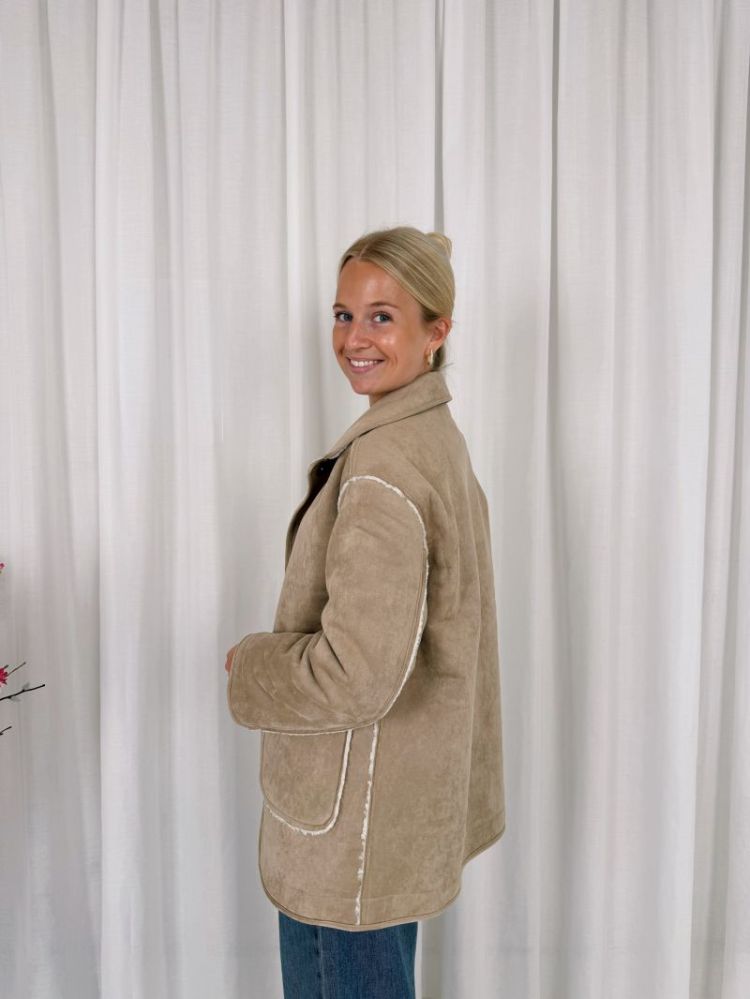 Linn Reversible Teddy Jacket Whisper White /