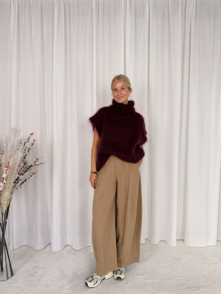 Lynn Mohair Sleeveless Knit Plum