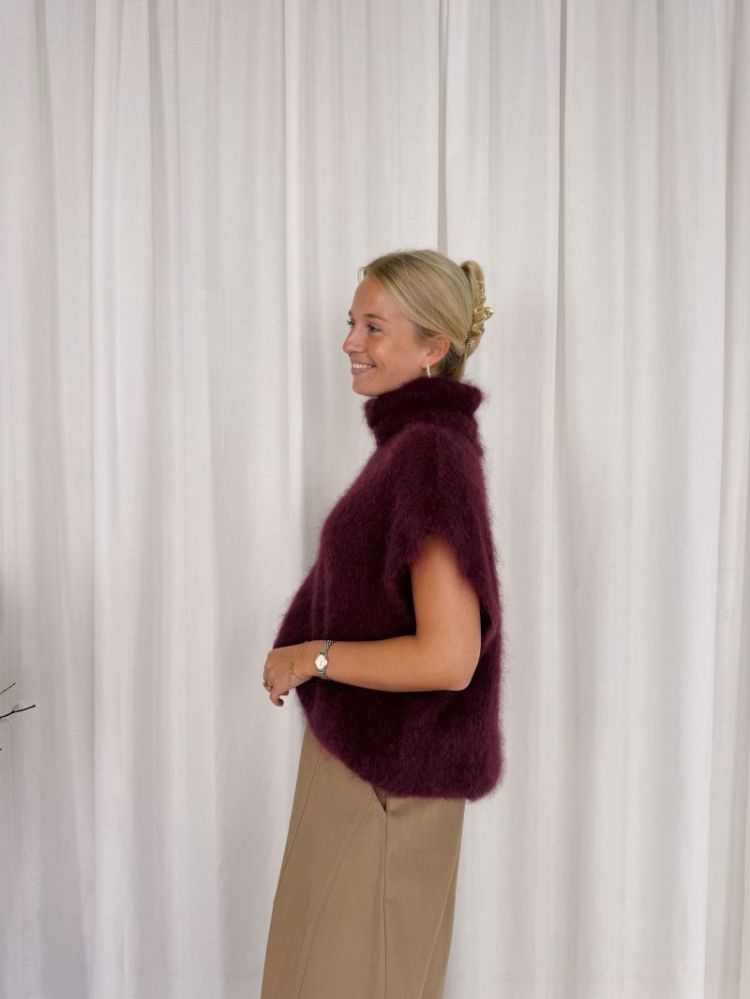 Lynn Mohair Sleeveless Knit Plum